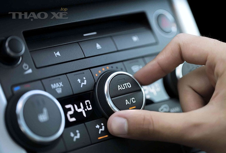 Sơ đồ hệ thống điều hòa ô tô gồm lốc, dàn nóng, van tiết lưu, dàn lạnh và đường ống