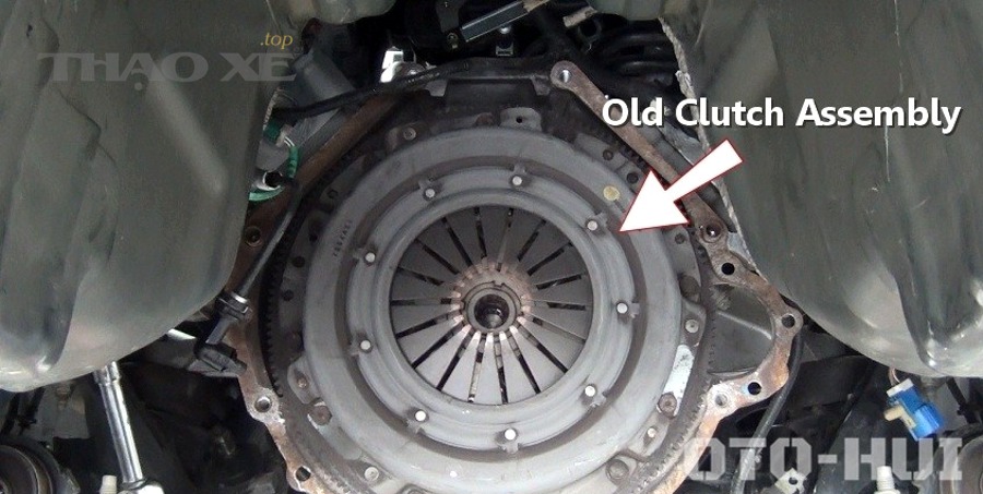 Nguyên nhân khiến ly hợp ô tô nhanh hỏng và cách xử lý