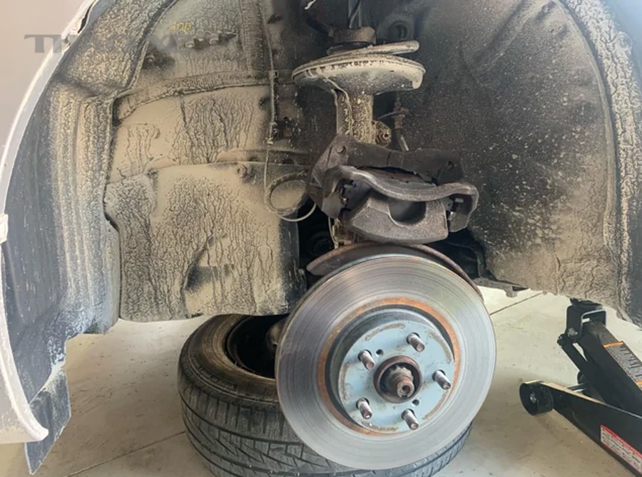2011 corolla front brake squeal after new pads and rotors v0 id9c6k40j9jb1