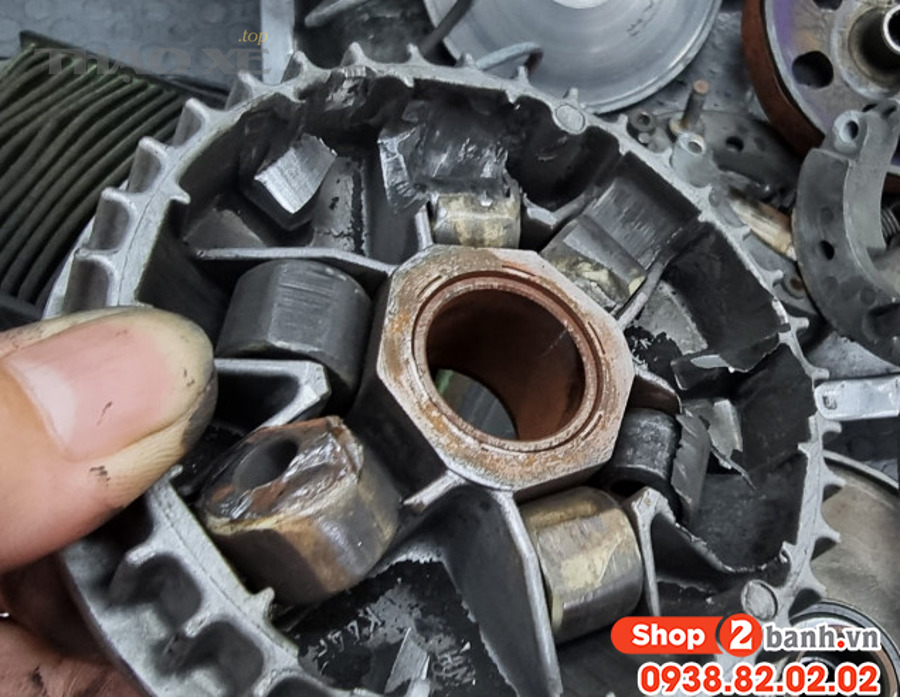 Xe tay ga vận hành trong đô thị đông xe ảnh hưởng tuổi thọ bi côn