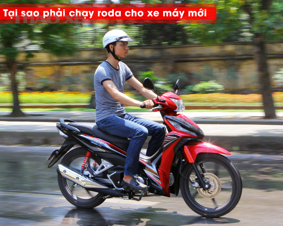 Kiểm tra dầu máy và nước làm mát sau khi sửa động cơ ô tô