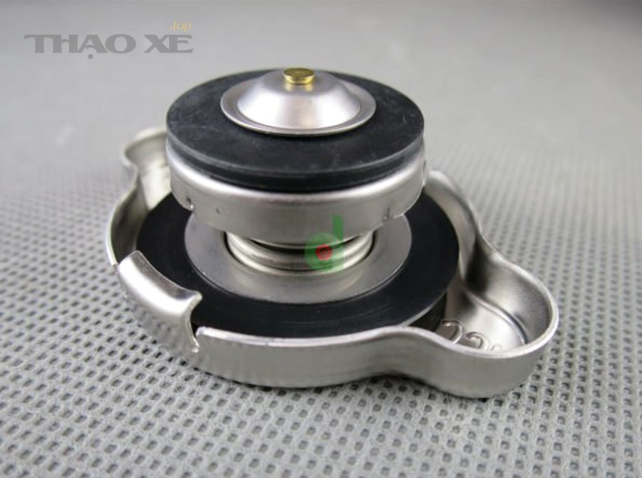 Thông số áp suất nắp két nước có bắt buộc đúng tuyệt đối theo xe không?