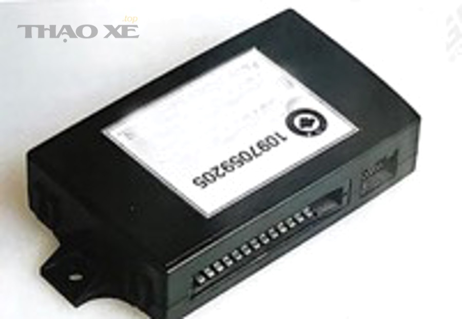 Cổng OBD trên xe dùng để đọc lỗi module nhận tín hiệu