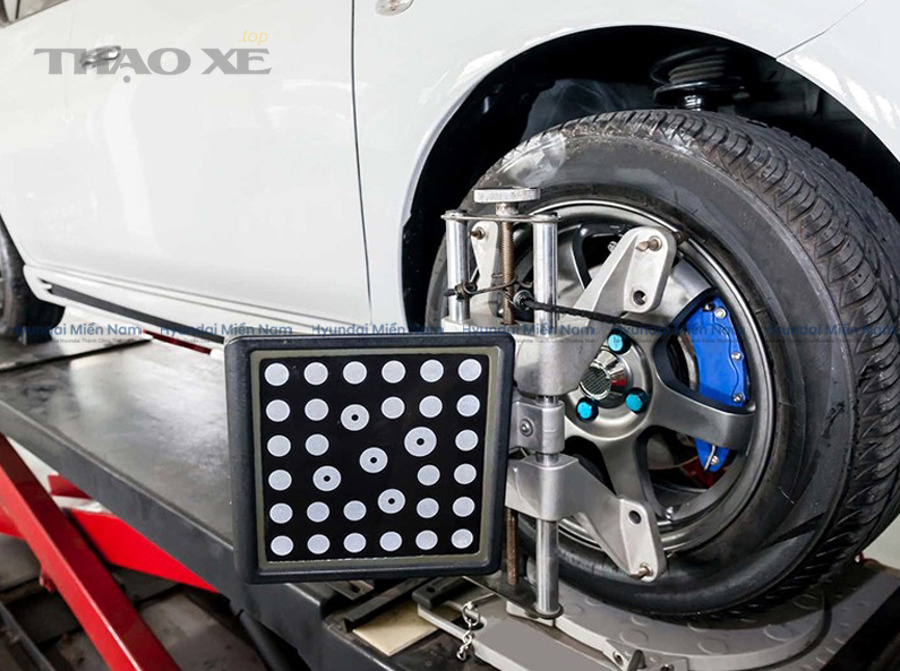 Mòn lốp không đều do sai góc đặt bánh xe