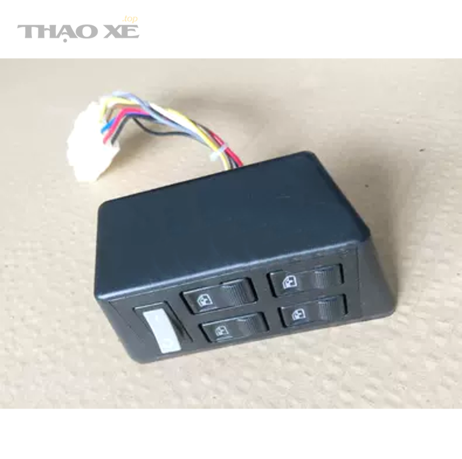 Công tắc kính ô tô trên tapi cửa lái cần chẩn đoán trước khi thay