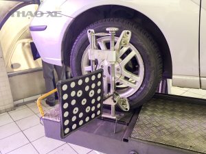 Wheel alignment on a Ford Focus 2