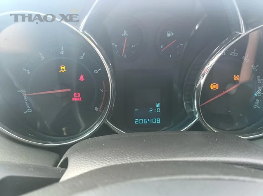 Bảo dưỡng hệ thống phanh để xử lý rung khi phanh tốc độ cao