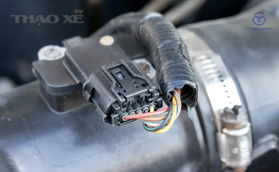 Cảm biến MAF là gì và hỏng MAF ảnh hưởng thế nào đến vận hành xe?