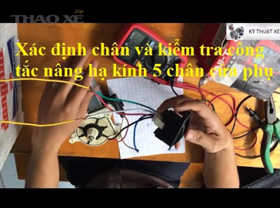 Kiểm tra an toàn hệ thống cửa kính ô tô trước khi sửa