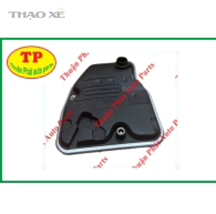 Ô tô đang vận hành trên đường để minh họa triệu chứng hộp số