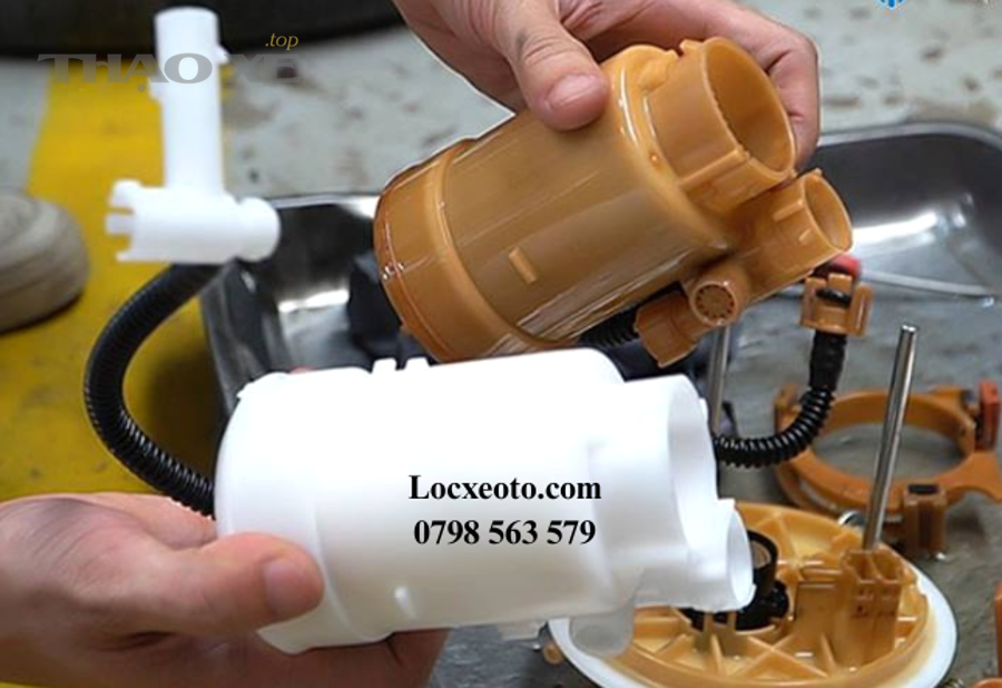 Hệ thống nhiên liệu ô tô với vị trí lọc xăng và đường ống cấp nhiên liệu