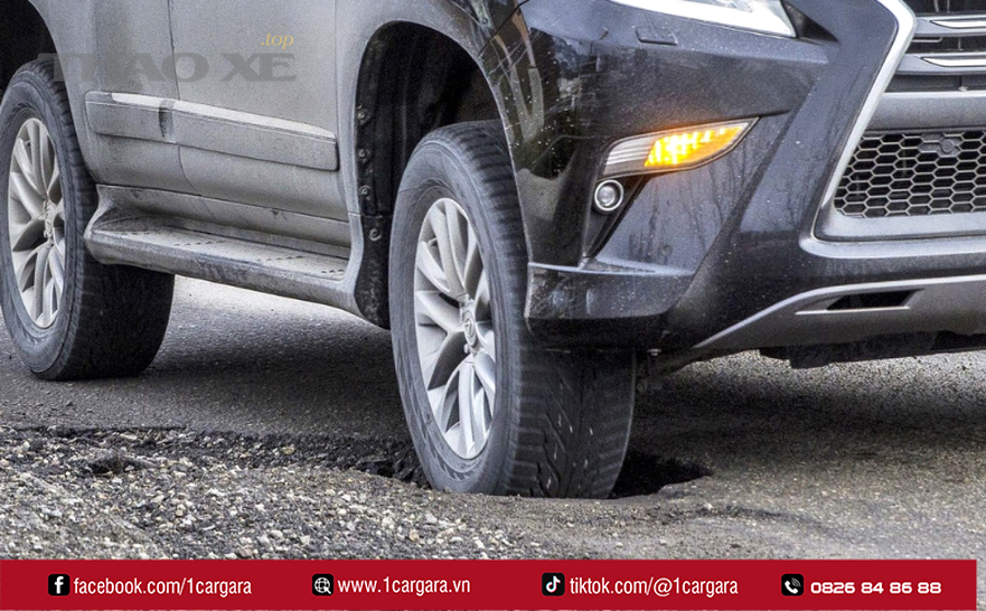 Kiểm tra cụm bánh xe ô tô khi xuất hiện rung vô lăng