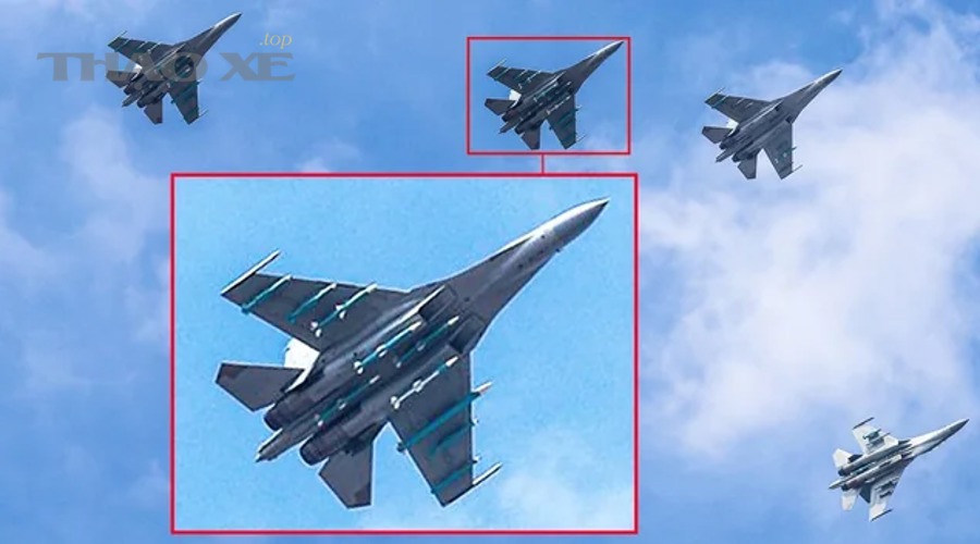 massive pl 17 air to air missile seen on chinese j 16 v0