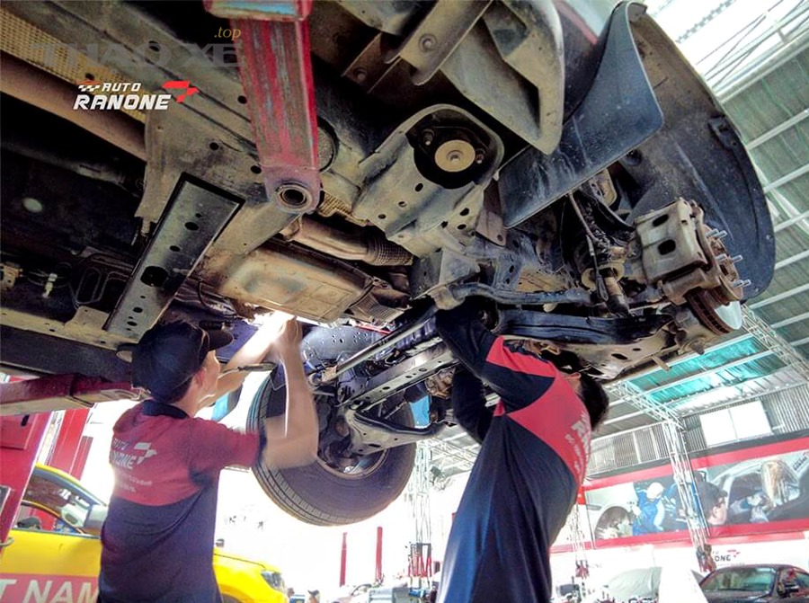 Hình minh họa cấu trúc giảm xóc kiểu MacPherson và các điểm cần kiểm tra