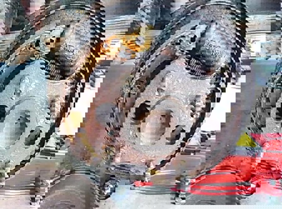 Làm sao phòng ngừa phanh bó do dầu phanh bẩn tái diễn?