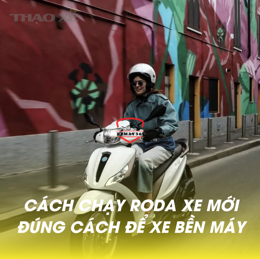 Thợ sửa ô tô tháo rã động cơ để kiểm tra thời gian sửa máy