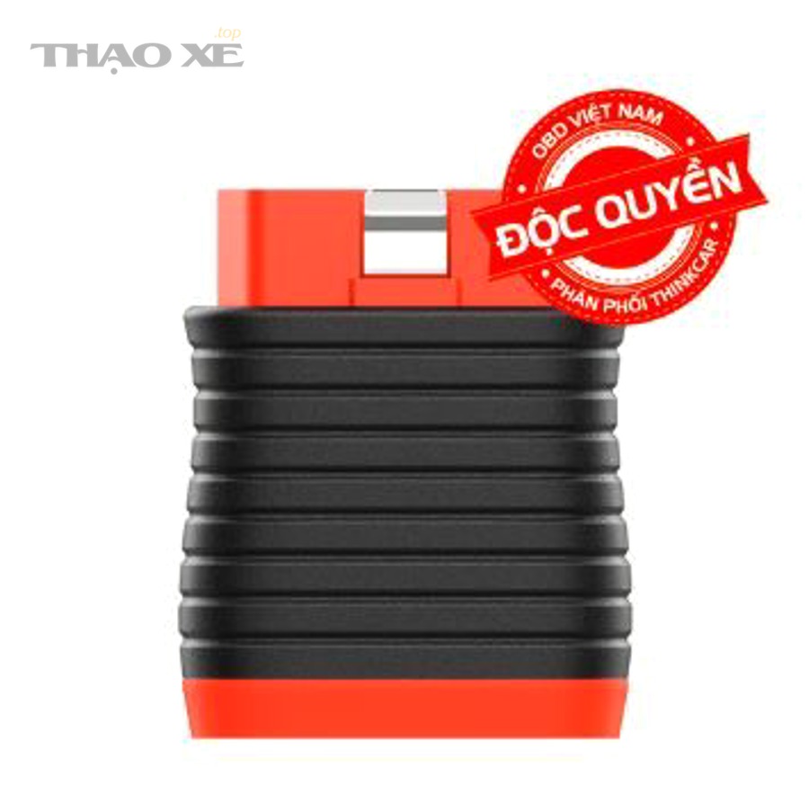 Kỹ thuật viên phân tích dữ liệu ECU trên máy chẩn đoán