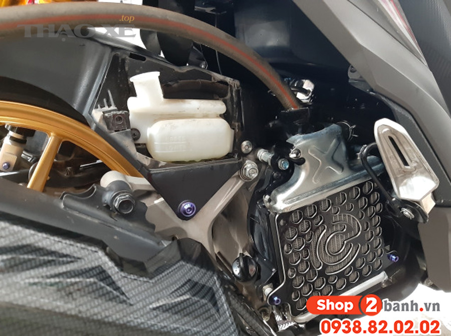 Có nên tự làm tại nhà hay nên đưa garage khi vệ sinh két nước và kiểm tra bơm nước?