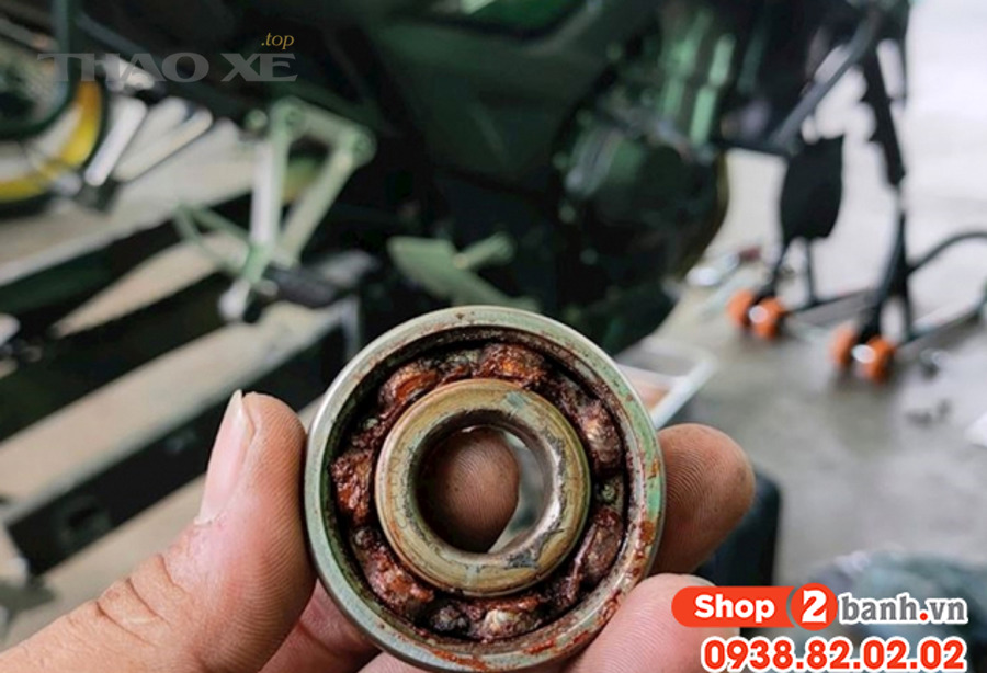 Làm sao phân biệt bạc đạn bánh xe hư với các lỗi khác ở bánh xe và gầm xe?