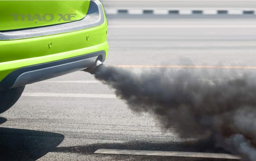 Khói xả động cơ ô tô giúp nhận biết xe khói đen và tình trạng đốt cháy không hoàn toàn