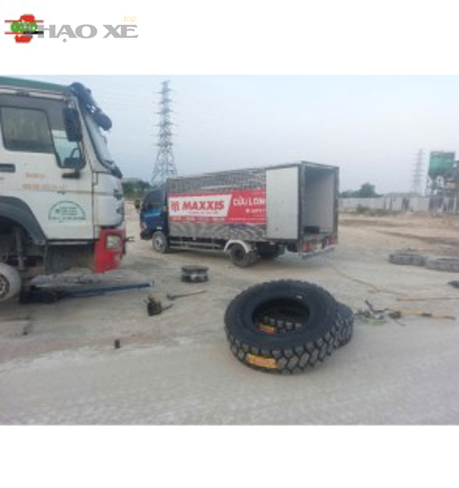 Chỉ báo mòn lốp và cảnh báo không nên tiếp tục sử dụng khi mòn quá mức