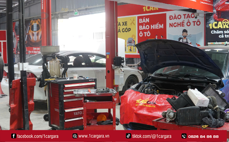 Ắc quy ô tô và cọc bình xe