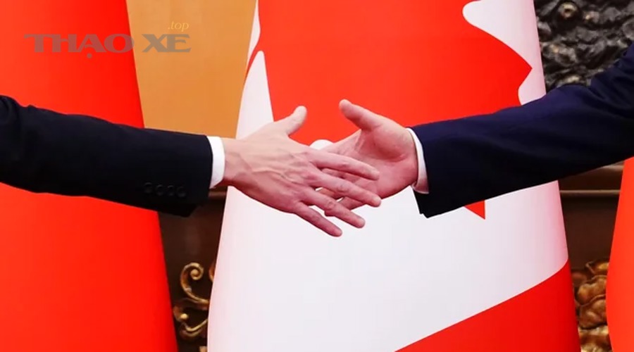 Hệ thống điện ô tô liên quan đến hiện tượng điện áp sạc yếu gây đèn mờ