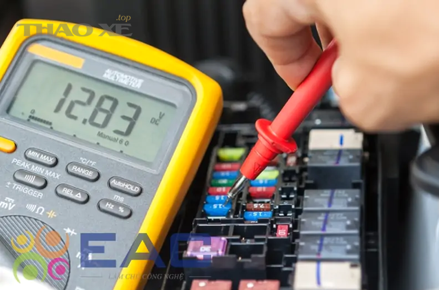Có thể phân loại mức độ ẩm ở hộp cầu chì và ECU thành những nhóm nào?
