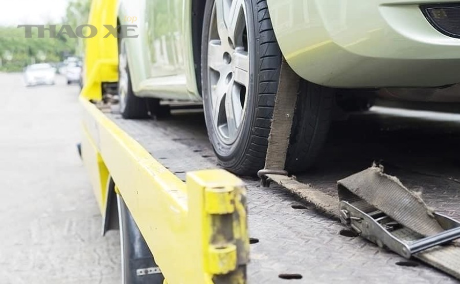Những yếu tố nào dễ khiến chủ xe chọn sai giữa xử lý tại chỗ và kéo xe về gara?