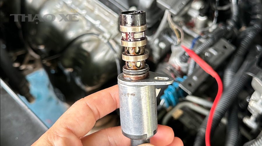 Nên xử lý cảm biến trục cơ/trục cam hỏng như thế nào để tránh xe hư nặng hơn?