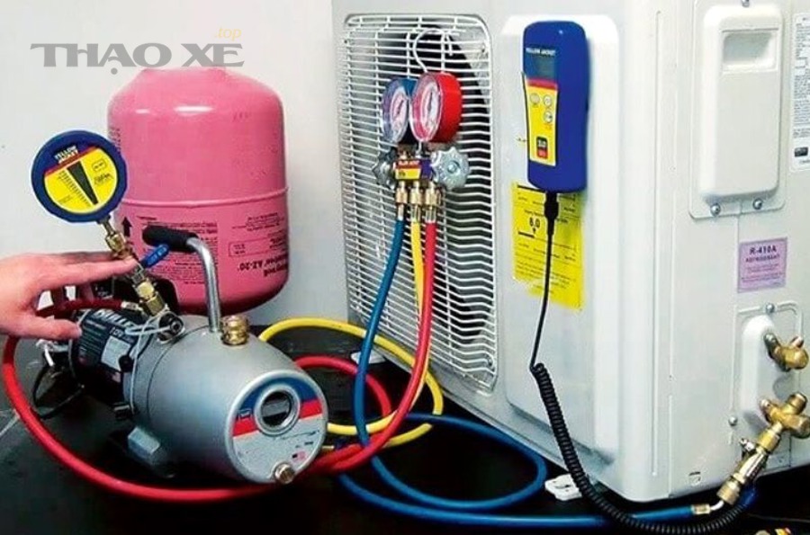 Sơ đồ nguyên lý bơm cánh gạt quay (rotary vane pump) thường dùng trong bơm hút chân không