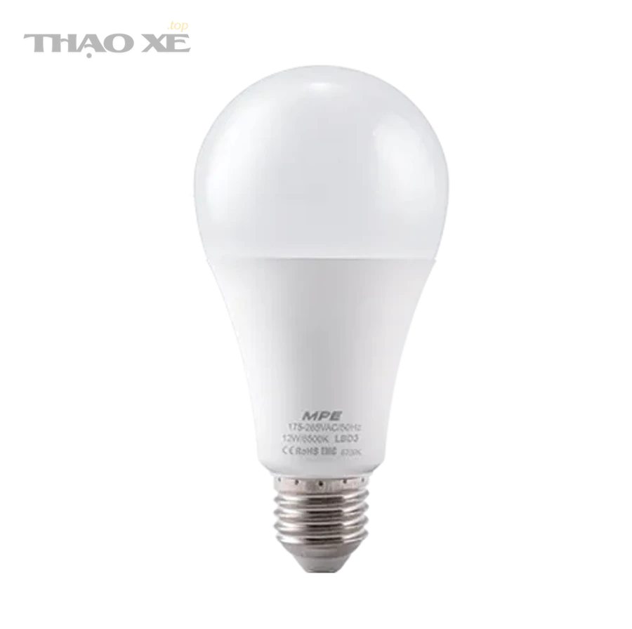 Quan sát dấu hiệu cháy đen trên bóng đèn trước khi kiểm tra đui