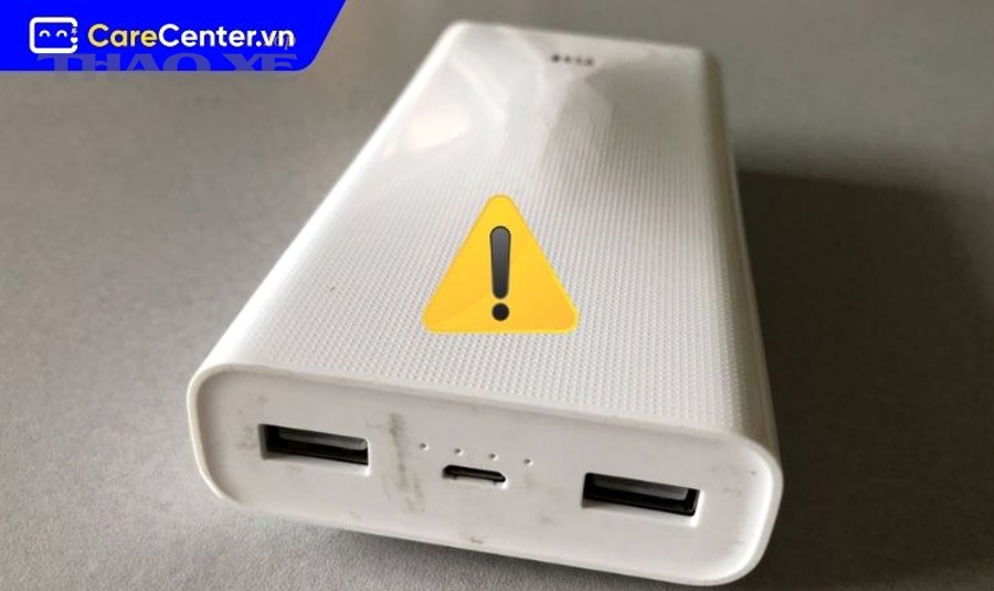 Có những nhóm dấu hiệu nào giúp đánh giá ắc quy còn dùng được hay không?