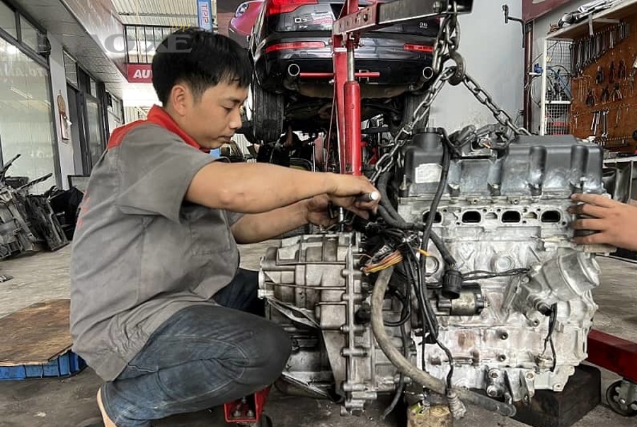 Bảng giá đại tu hộp số nên được chia theo những nhóm nào để dễ tham khảo?