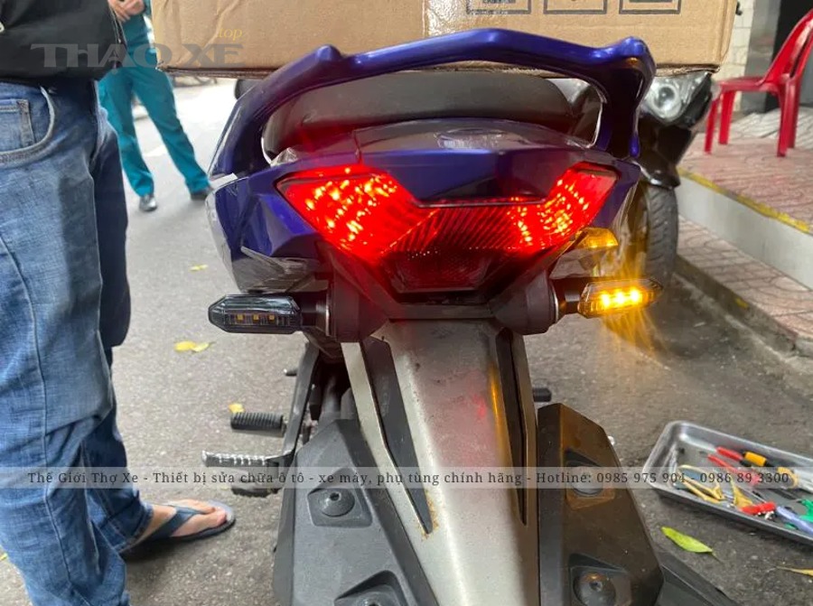 Báo giá sửa lỗi xi nhan theo từng hạng mục gồm những gì?