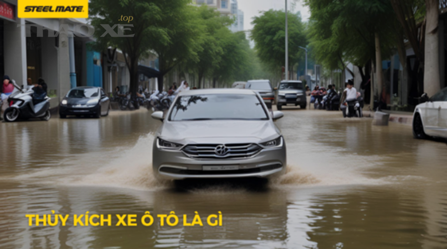 Nếu xe chết máy giữa đường ngập, có nên đề lại không?