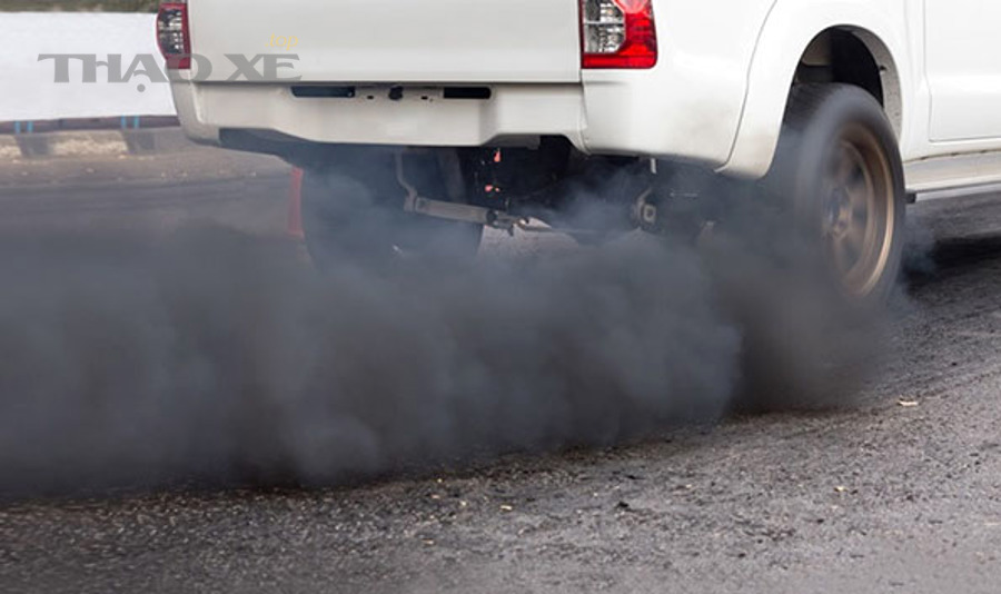 Chủ xe có thể nhận biết nguyên nhân xe khói đen qua những dấu hiệu nào?