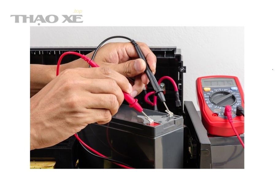 Có thể phân loại các nguyên nhân làm giảm tuổi thọ ắc quy theo từng nhóm không?